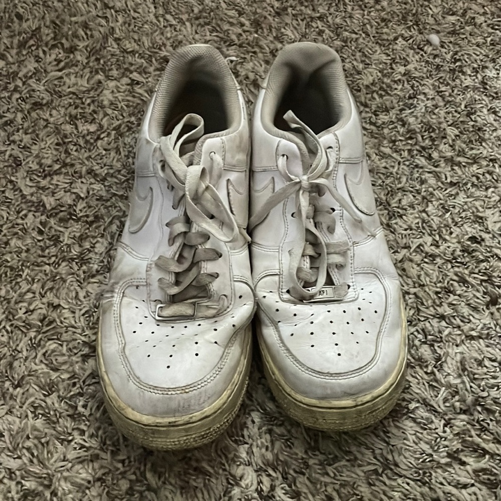 White Nike air force 1s
